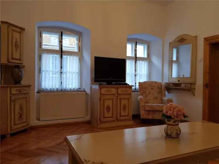 Inchiriere apartament deosebit ultracentral, parter zona Pta Mare