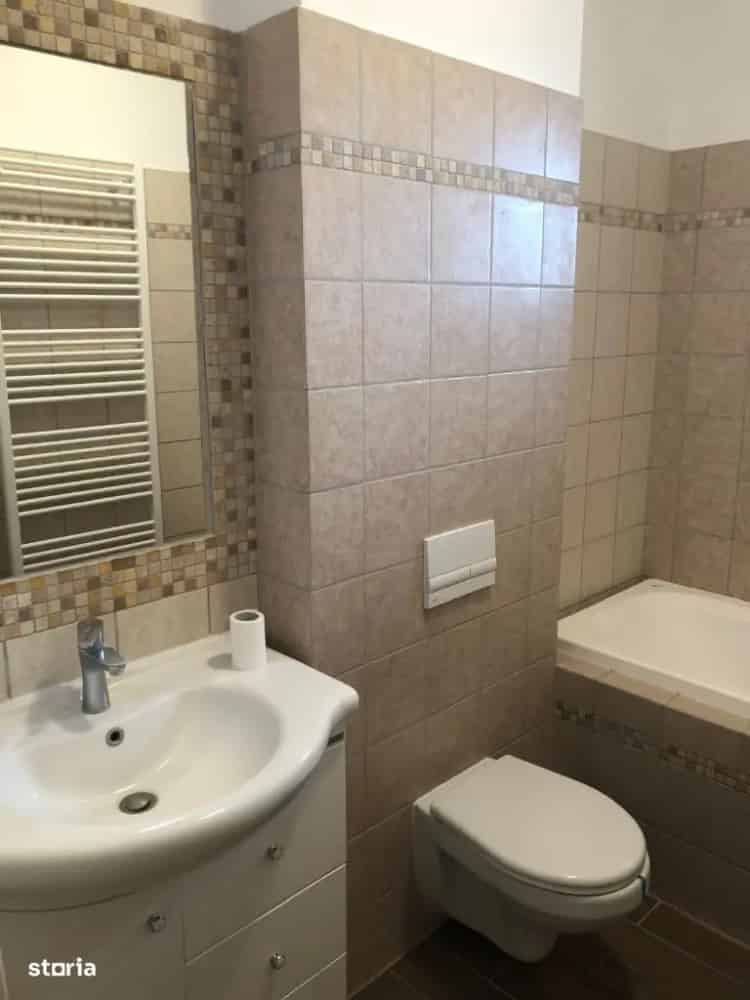 Proprietar vand ap decomandat 2 camere etaj 1/3 Venetia Dumbravita