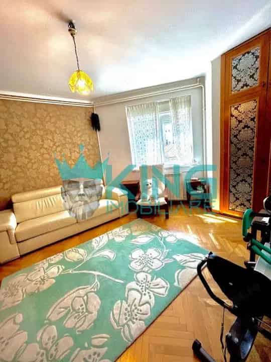 Apartament 3 Camere Decomandat Victoriei