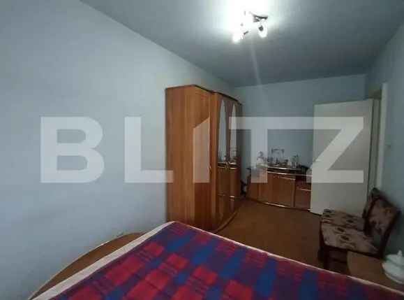 Apartament 3 camere decomandat, 78 mp, zona Micro 4