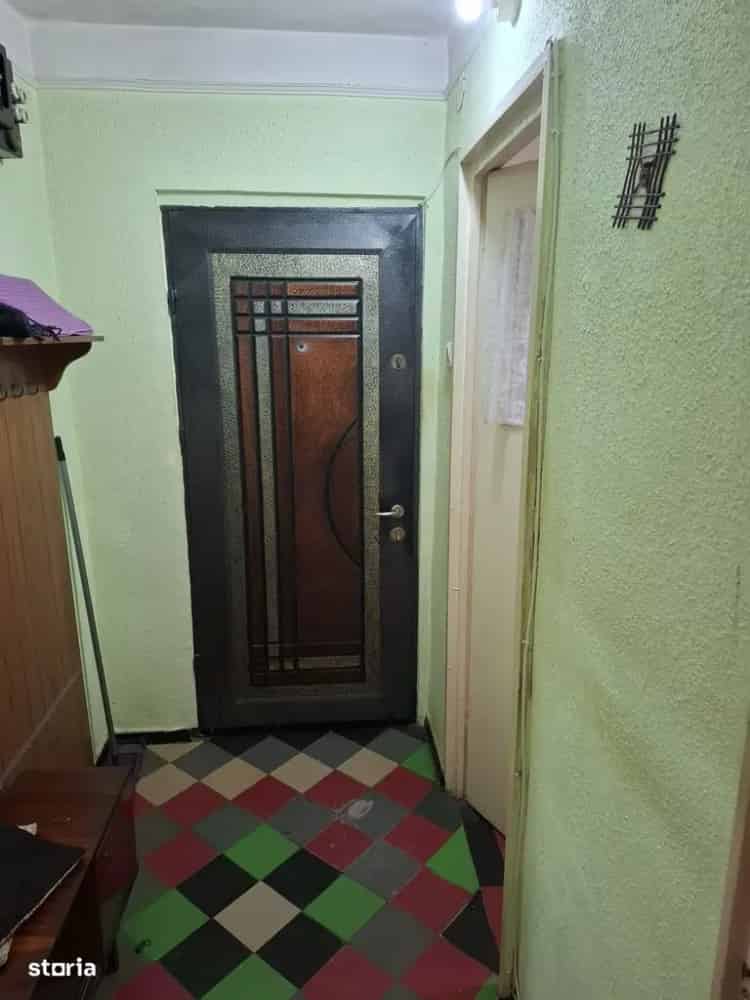 Apartament 2 camere de vanzare, semidecomandat cartier Dacia