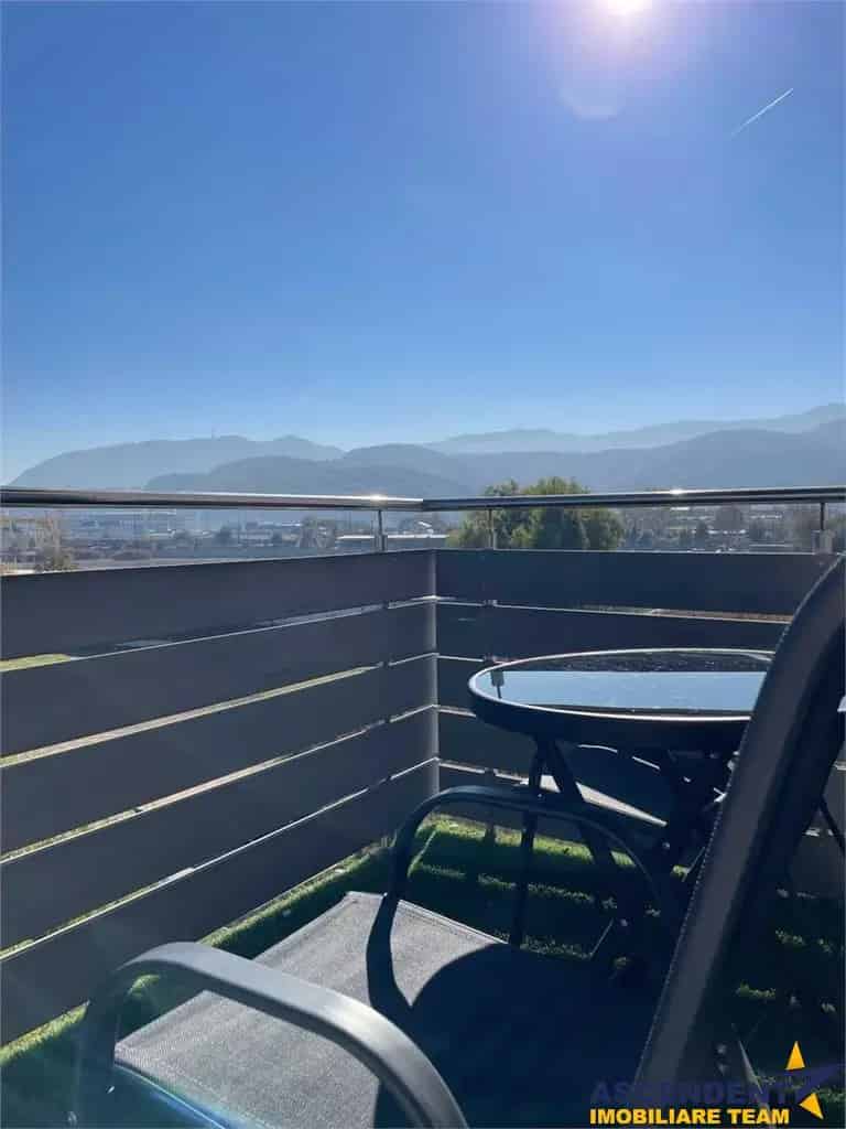 Apartament 55mp decomandat cu vedere Tampa - mobilat si utilat