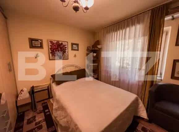 Apartament 3 camere decomandat Girocului