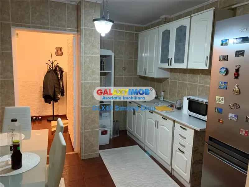Inchiriere Apartament 3 Camere Central Targoviste