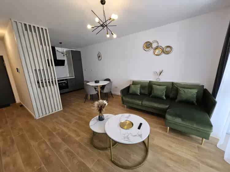Apartament 2 camere Tudor Bloc Nou Mobilat Modern Loc Parcare