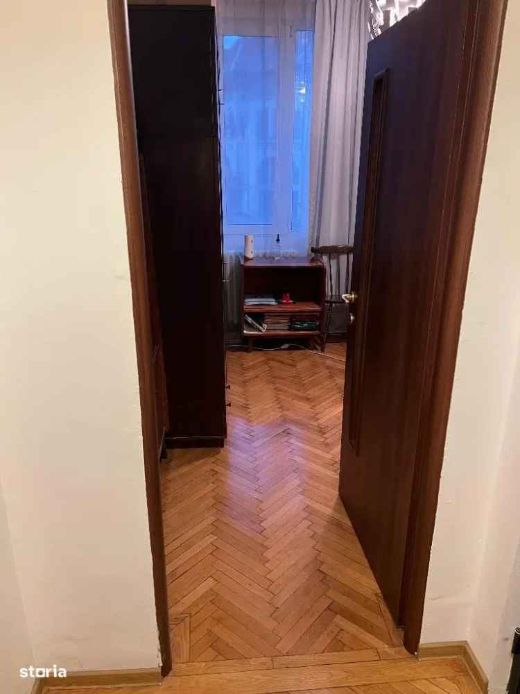 Vanzare apartamente 3 camere Gradina Icoanei cu boxa si balcoane