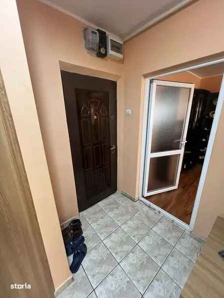 Vanzare apartamente 2 camere decomandat Faleza Nord etaj 1