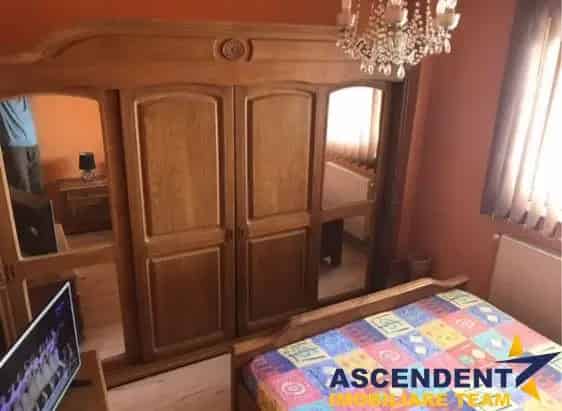 Apartament 3 camere decomandat 2 bai loc parcare