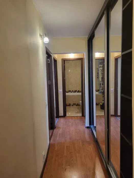 Apartament 3 camere / Decomandat / 70 mp / Balcon