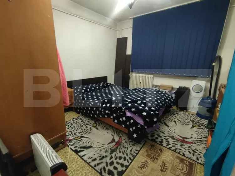 Apartament cu 3 camere decomandate, 61.40 mp, zona Cornitoiu