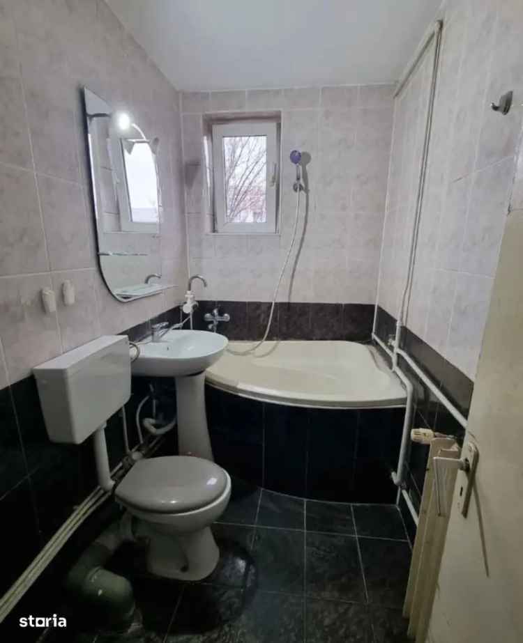 Apartament decomandat de vanzare in Calea București cu 2 camere