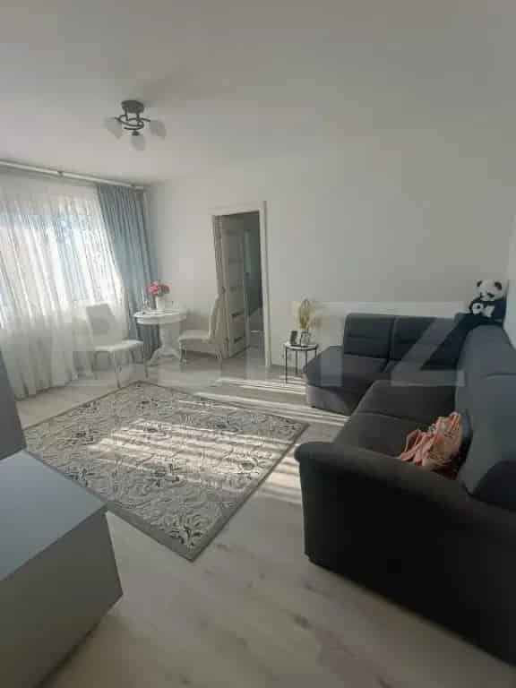 Apartament 2 camere renovat Vest - utilat complet