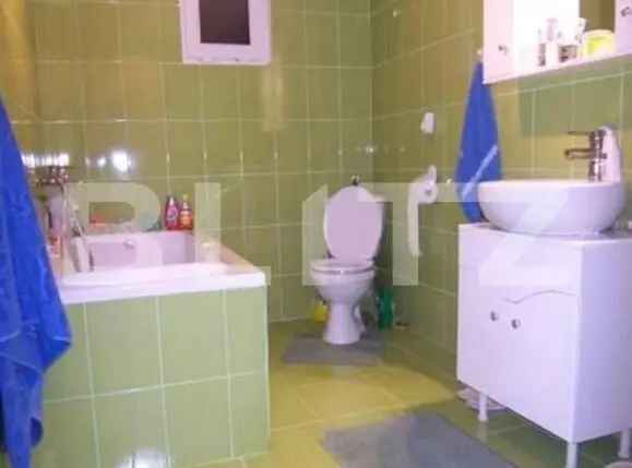 Apartament de vanzare, cu 4 camere, 110 mp, zona Islazului