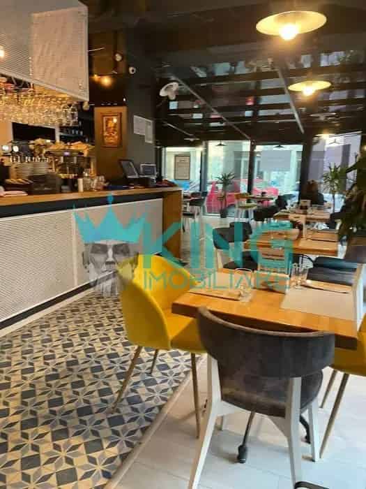Spatiu Comercial Restaurant Unirii 580mp Terasa
