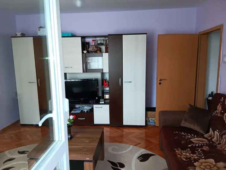 Schimb apartamente 2 camere renovat in Zona Hipodrom 1