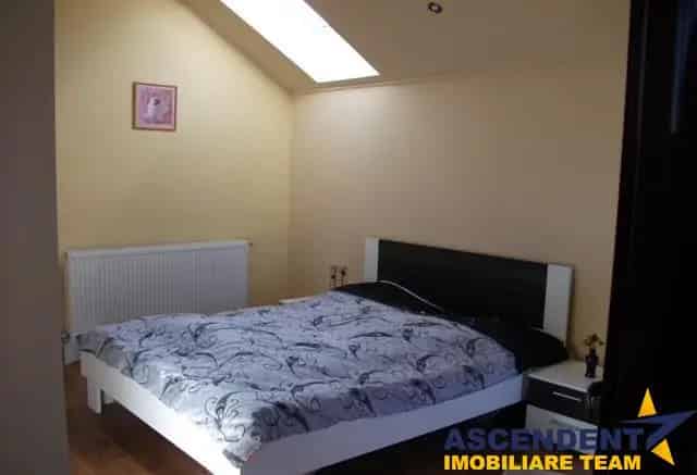 Casa Bunloc Brasov 270mp 5 Camere Gradina