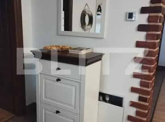 Apartament 3 camere mobilat 90mp zona Ronat