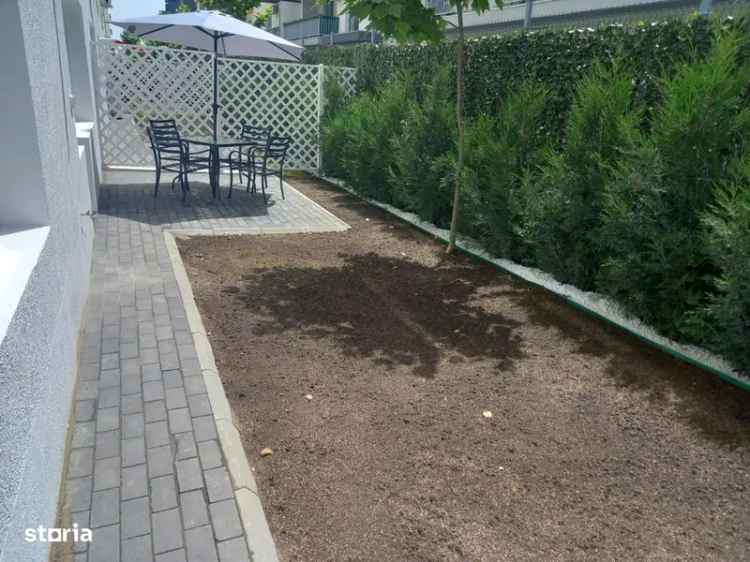 Vânzare apartament cu 2 camere în Titan cu curte aproape de Parcul Teilor