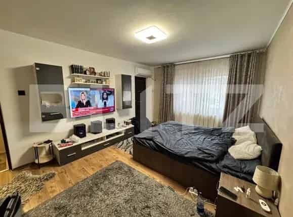 Apartament 2 camere Podul De Fier 36 mp mobilat