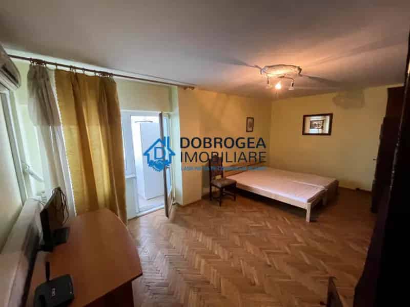 Apartament 3 camere Victoriei vedere Dunare Lac Ciuperca