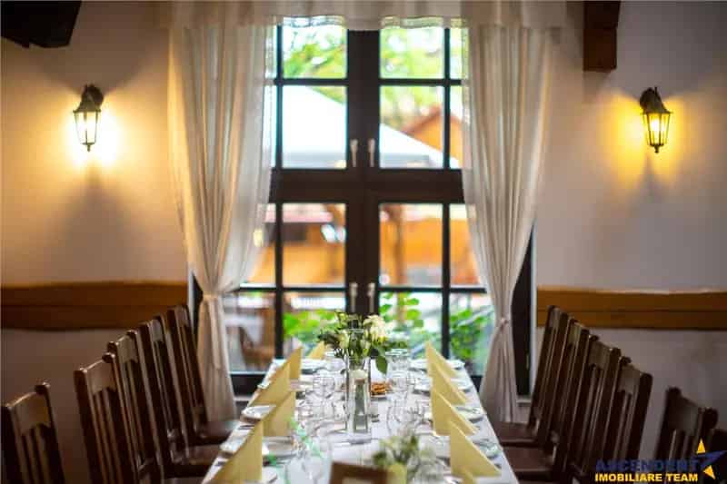 Complex Gastronomic Premium - Restaurant Secuiesc + Carmangerie