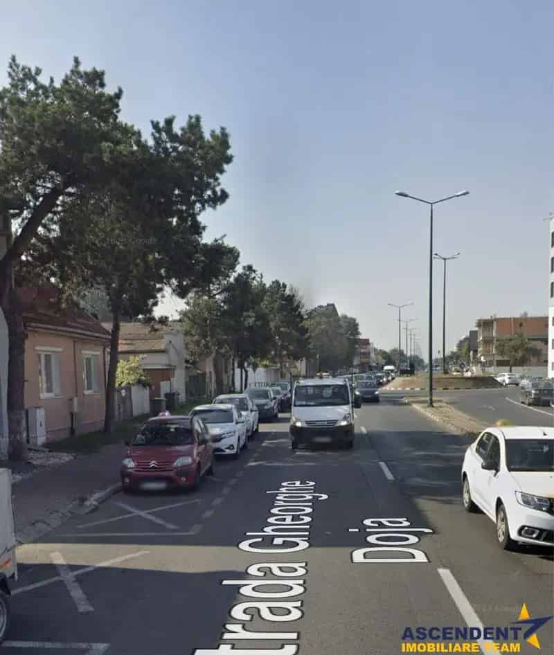 Doua Case cu Teren Comercial Targu Mures