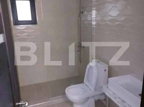 Apartament 3 camere 74 mp 2 bai Boxa Parter Zona Sidney