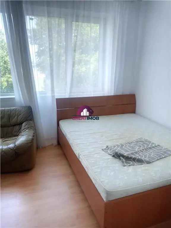 Inchiriere 3 camere Stefan cel Mare