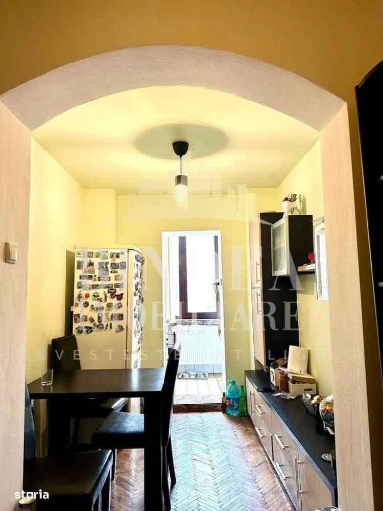 Vanzare apartament 2 camere decomandat parter Lipovei cu balcoane