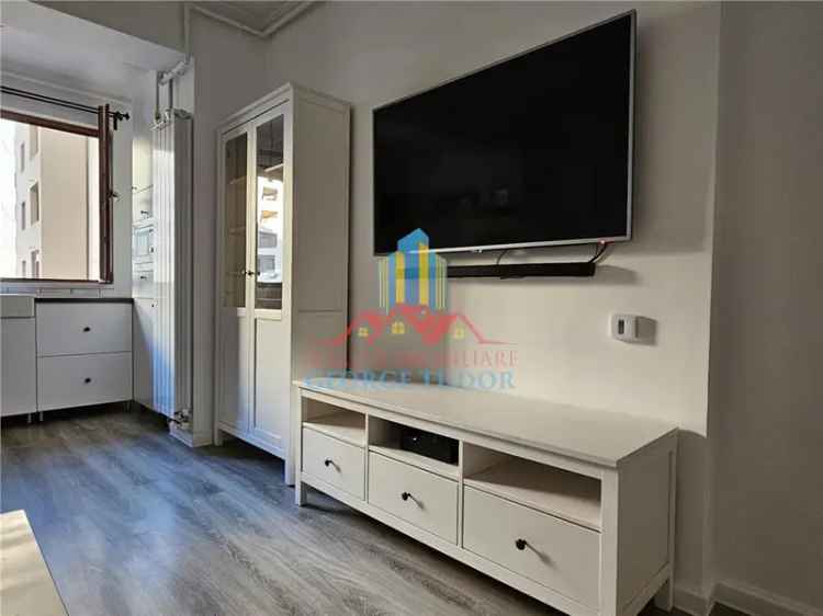 Inchiriere apartamente 3 camere Cartierul Latin complet utilate