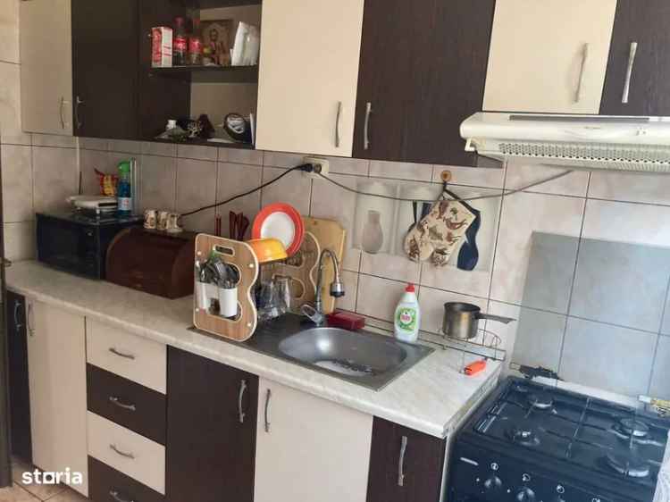 Vanzare apartamente 3 camere Negru Voda cu imbunatatiri moderne