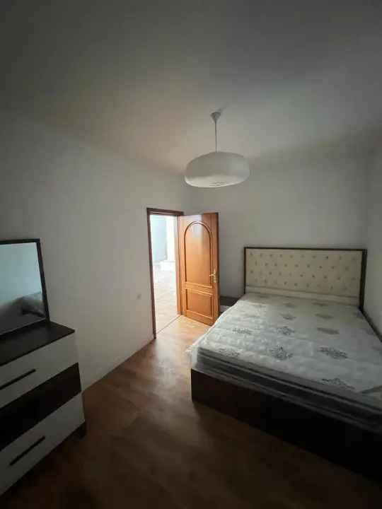 Apartament | 3 camere | Zona centrala | Centrala proprie | Pet friendly