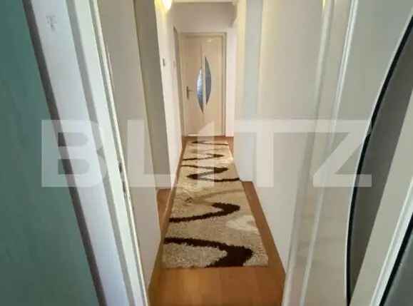 Apartament cu 4 camere, Central