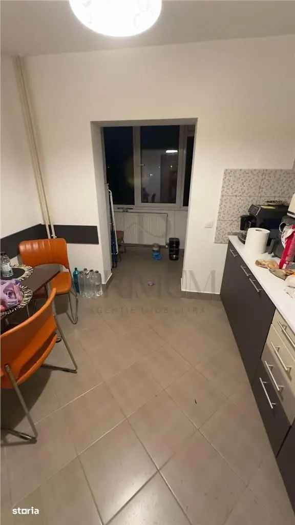 Vanzare apartamente decomandate cu 2 camere in zona Lipovei