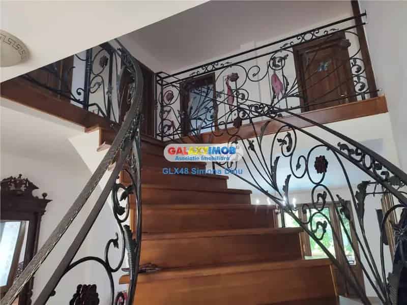 Inchiriere Casa Vila Targoviste Priseaca - Garaj Piscina
