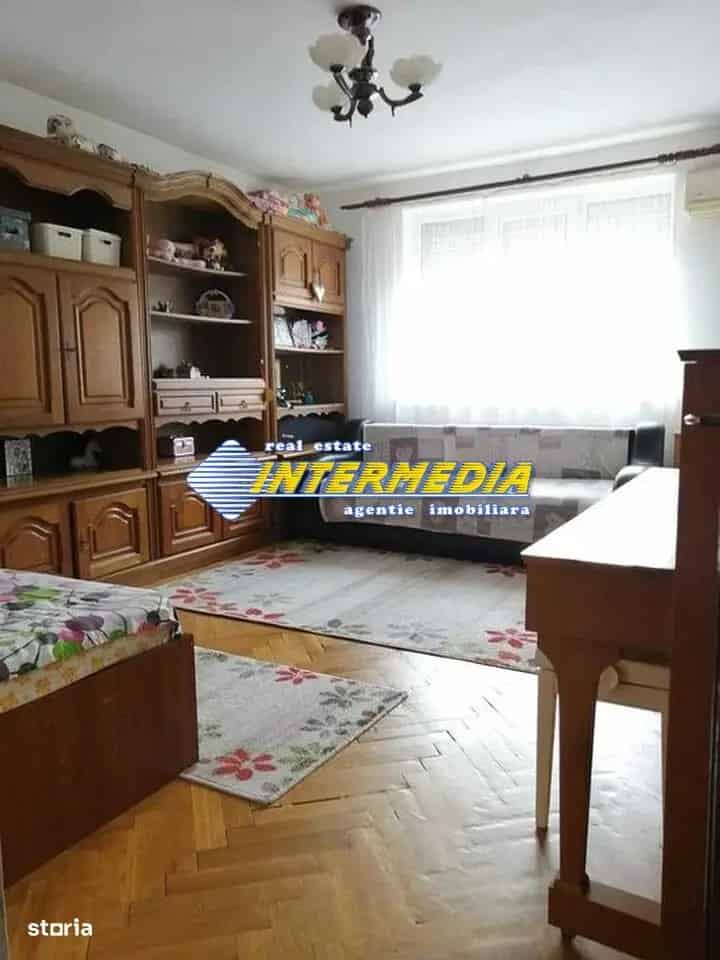Apartament de vanzare 2 camere decomandat in Centru Alba Iulia