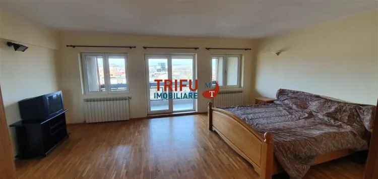 Apartament 3 camere,spatios,ultracentralde inchiriat