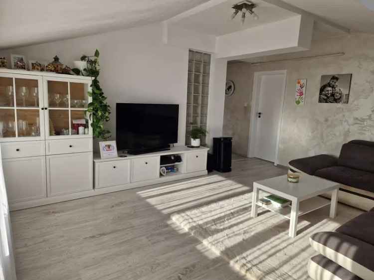 Vand apartamente 3 camere in Sibiu cu living si dressing