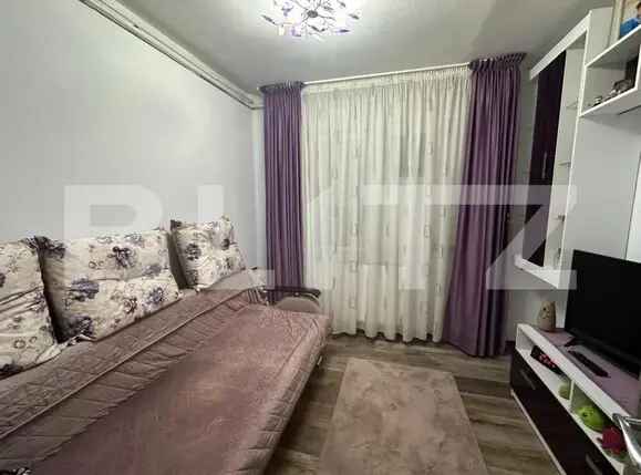 Apartament de vanzare 3 camere zona Gemenii complet renovat