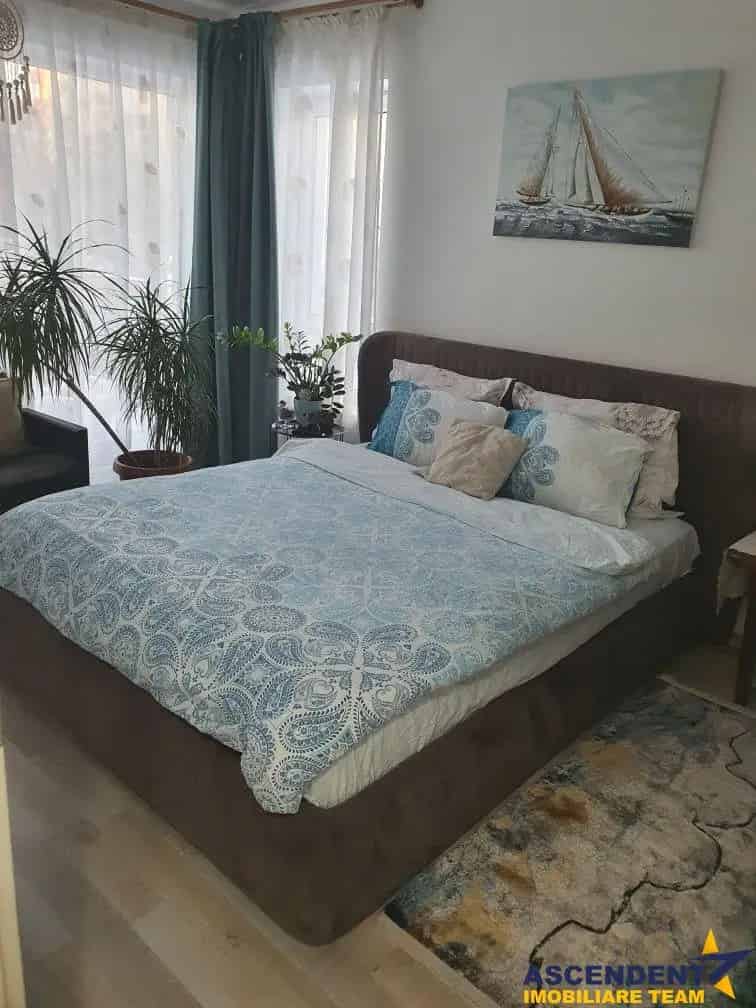 Apartament 3 camere parter vedere Postavaru terasa gradina