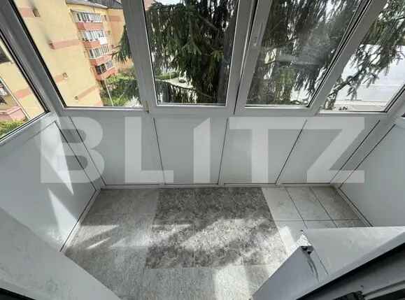 Apartament 3 camere , 67mp , zona Mercur Cetate