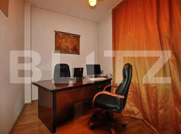 Casa individuala, 10 camere, 420mp, zona Nord