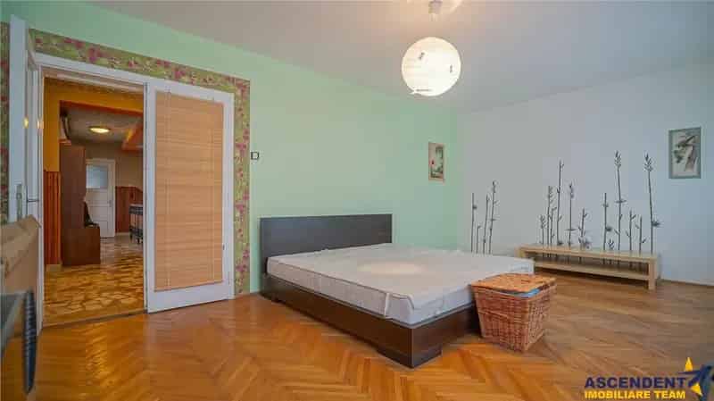 Casă Sacel Turches 326mp 600mp grădină Ideal Pensiune Grădiniță