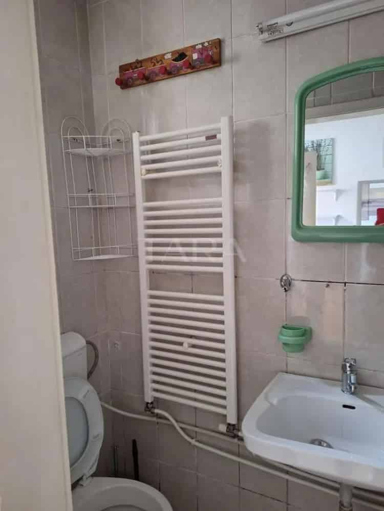 Vanzare 2 Garsoniere Piata Unirii Ultracentral