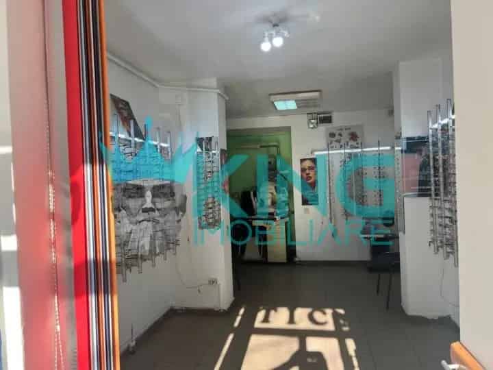 Spatiu Comercial 67mp Teiul Doamnei Parter