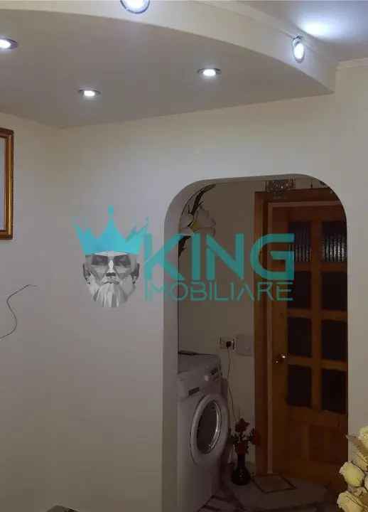 E3 Aleea Pelinului||2 camere||centrala proprie|| balcon||