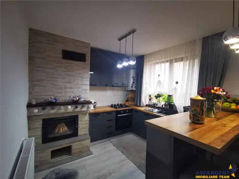 Vila cu etaj Lempes Sanpetru - Casa primitoare 4 dormitoare