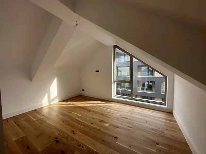 Vila Moderna Pipera 6 Camere Smart Home
