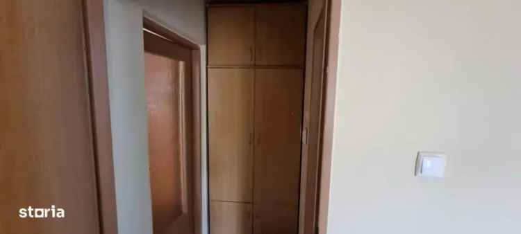 PROPRIETAR! Vând Apartament cu 3 camere