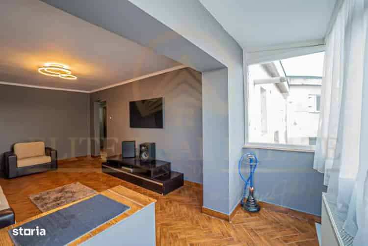 FALEZA NORD -Apartament decomandat cu 3 camere, mobilat si utilat comp
